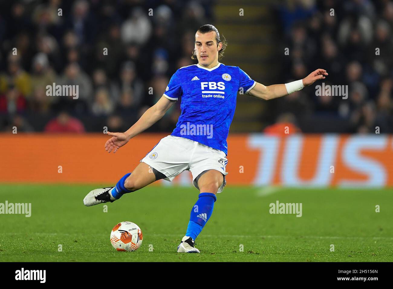 LEICESTER, GBR. 4 NOVEMBRE ‚aglar Soyuncu di Leicester City in azione durante la partita UEFA Europa League Group C tra Leicester City e FC Spartak Mosca al King Power Stadium di Leicester giovedì 4 novembre 2021. (Credit: Jon Hobley | MI News) Credit: MI News & Sport /Alamy Live News Foto Stock