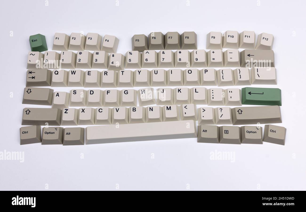 Tasti della tastiera del classico computer da ufficio allentati Foto Stock