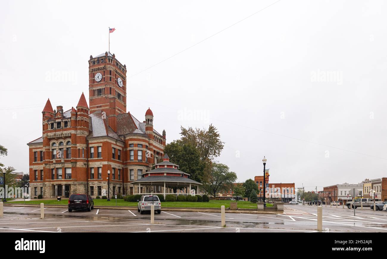Bryan, Ohio, USA - 24 ottobre 2021: Lo storico tribunale della contea di Williams Foto Stock