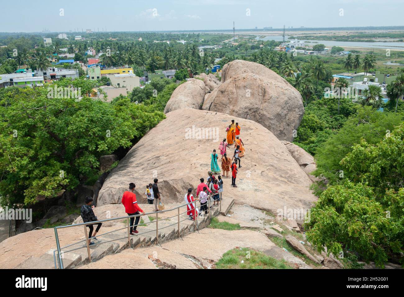 Mamallapuram, India - Agosto 2021: Il sito archeologico di Mamallapuram è famoso per i templi scolpiti nella pietra. Foto Stock