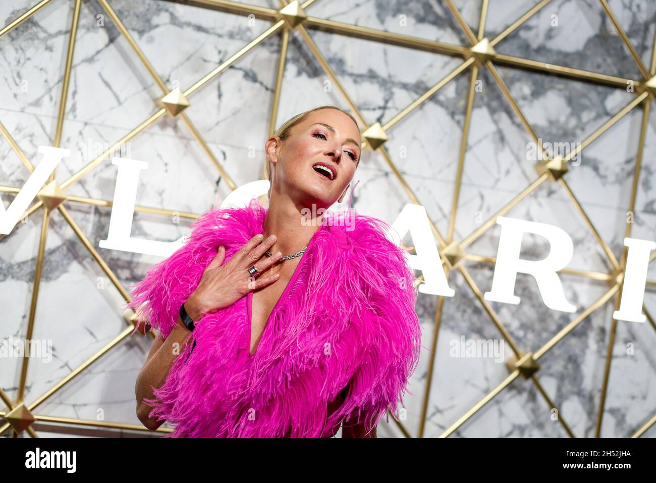 Berlino, Germania. 05 novembre 2021. Marie Luise Principessa di Sayn-Wittgenstein-Berleburg viene alla festa del cocktail BVLGARI presso l'Alhambra a Kurfürstendamm. Credit: Gerald Matzka/dpa/Alamy Live News Foto Stock