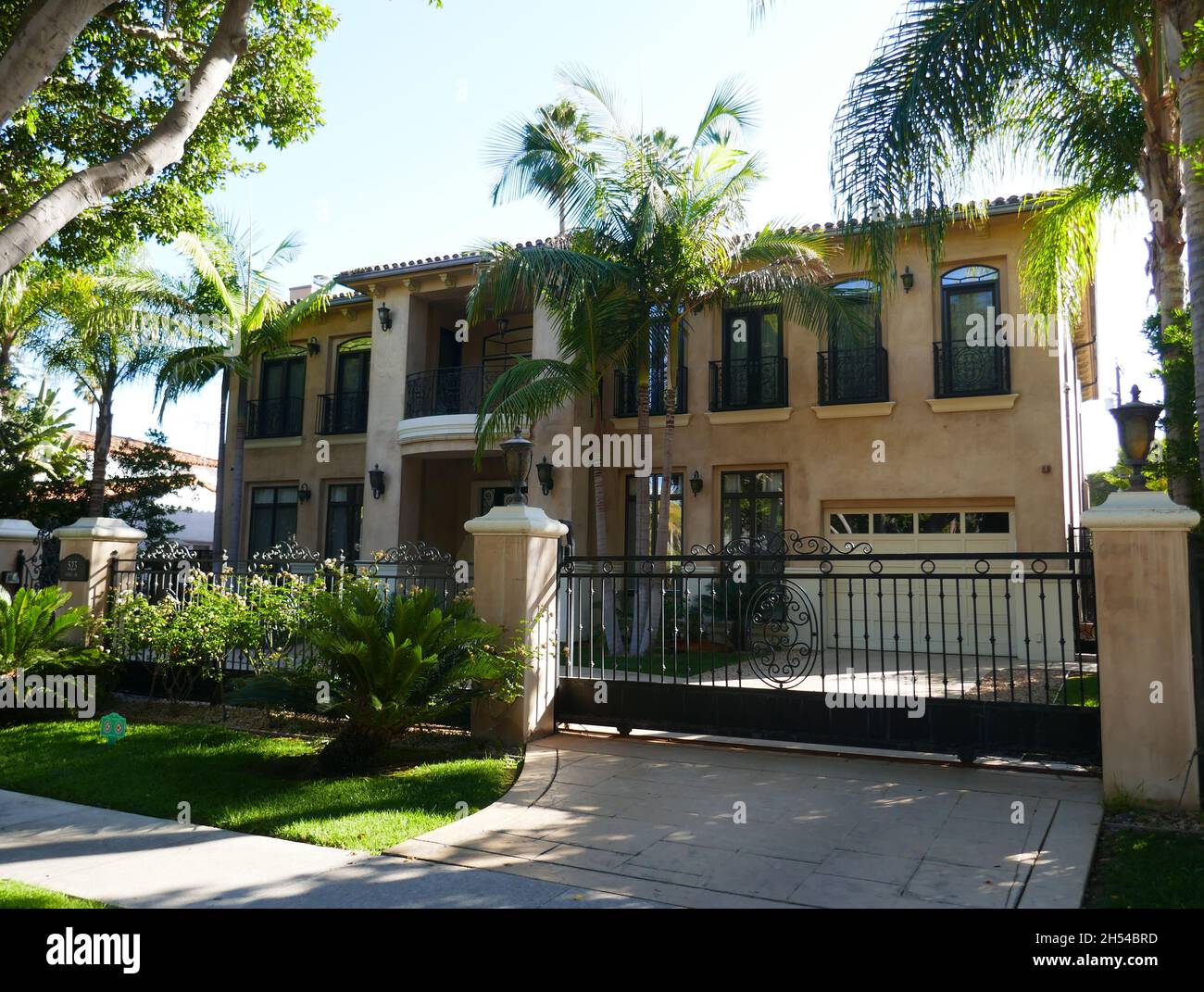 Beverly Hills, California, USA 10 settembre 2021 una visione generale dell'atmosfera di Animator/Director/Producer George Pal's 523 N. ex casa/casa a N. Rodeo Drive il 10 settembre 2021 a Beverly Hills, California, USA. Foto di Barry King/Alamy Stock Foto Foto Stock