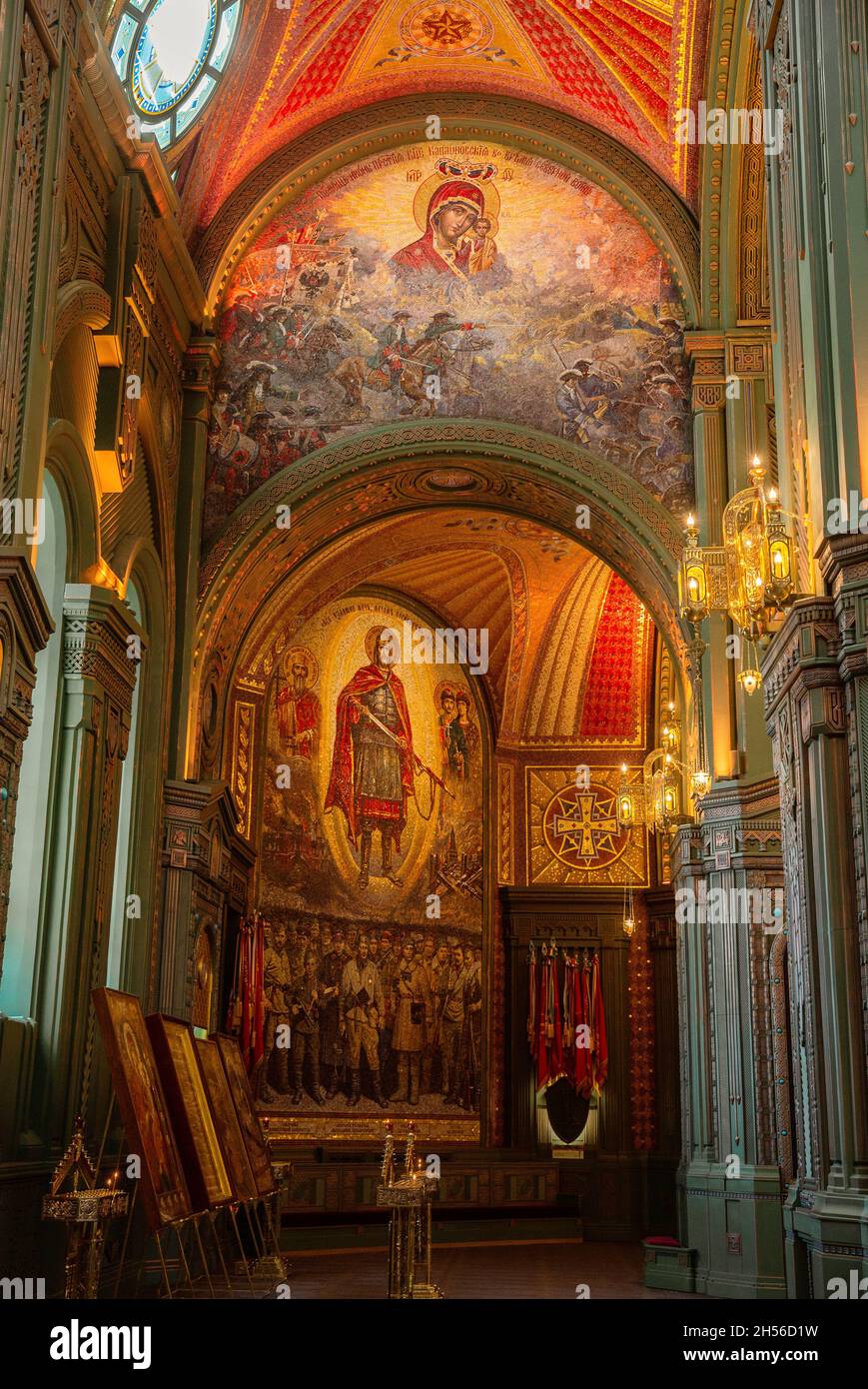 Park Patriot, Mosca regione, Russia - 17 maggio 2021: Cattedrale principale delle forze Armate della Russia, Chiesa interiore Resurrezione di Cristo. Immagini mosaico di Foto Stock