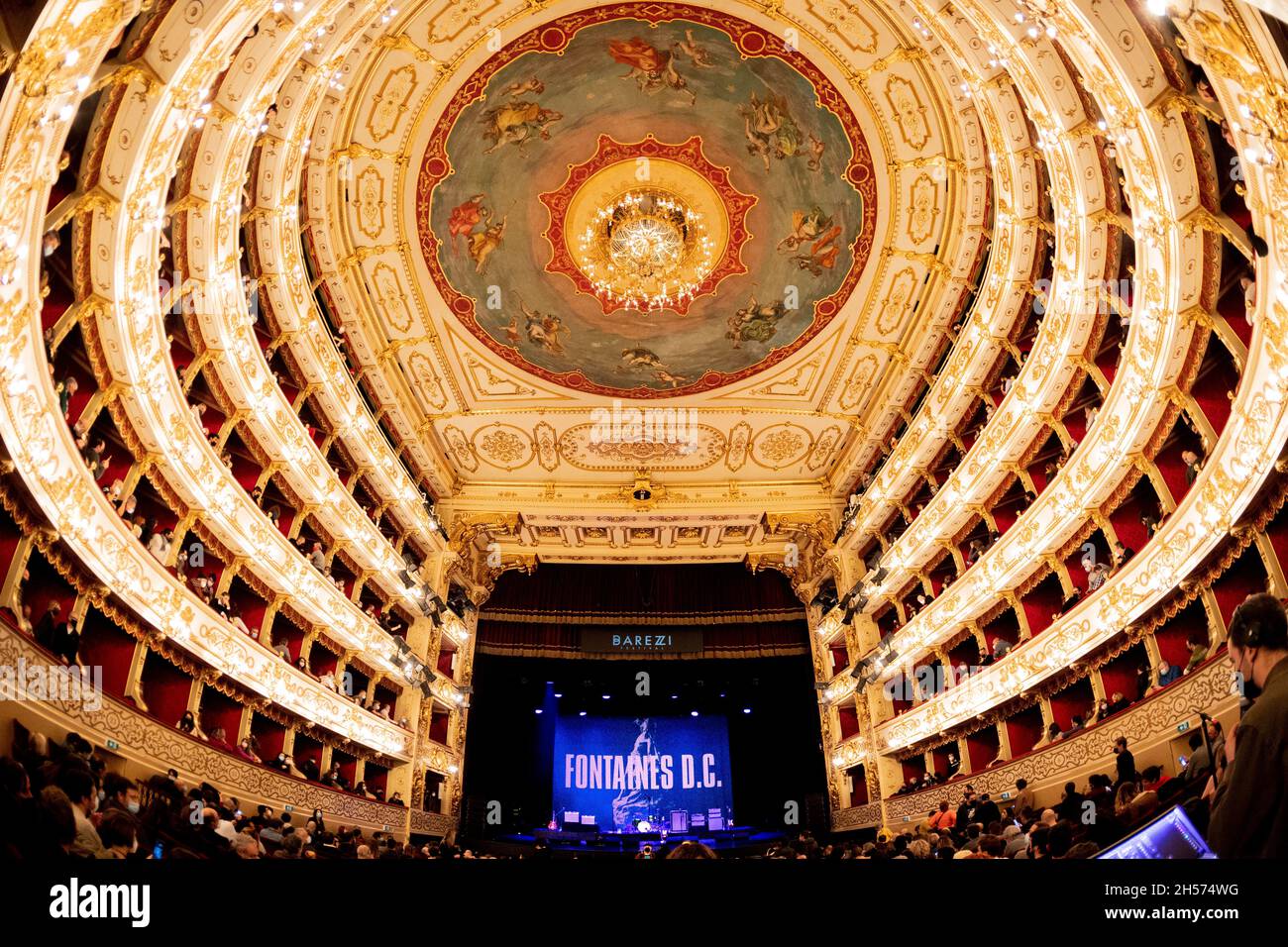 Parma Italy 06 Novembre 2021 Fontaines D.C. concerto live show concerto concerto concerto concerto - Barezzi Festival - Live at Teatro Regio © Andrea Ripamonti / Alamy Foto Stock