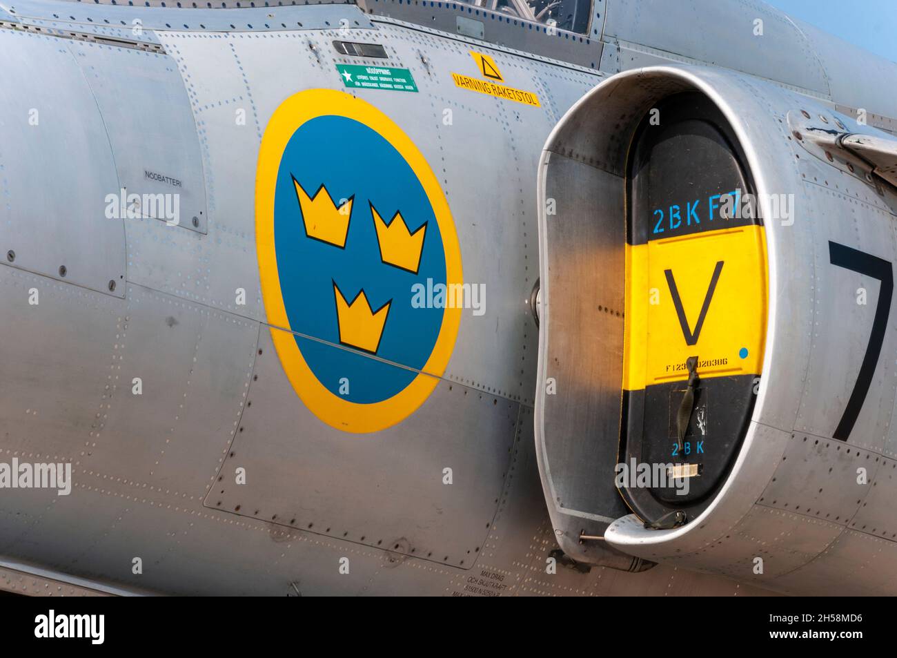 La Saab 37 Viggen "thunderbolt svedesi a singolo motore, a breve-medio raggio combattente e attacco aereo. Piano a getto. Swedish Air Force volo storico Foto Stock La Saab 37 Viggen "thunderbolt svedesi a singolo motore, a breve-medio raggio combattente e attacco aereo. Piano a getto. Swedish Air Force volo storico Foto Stock