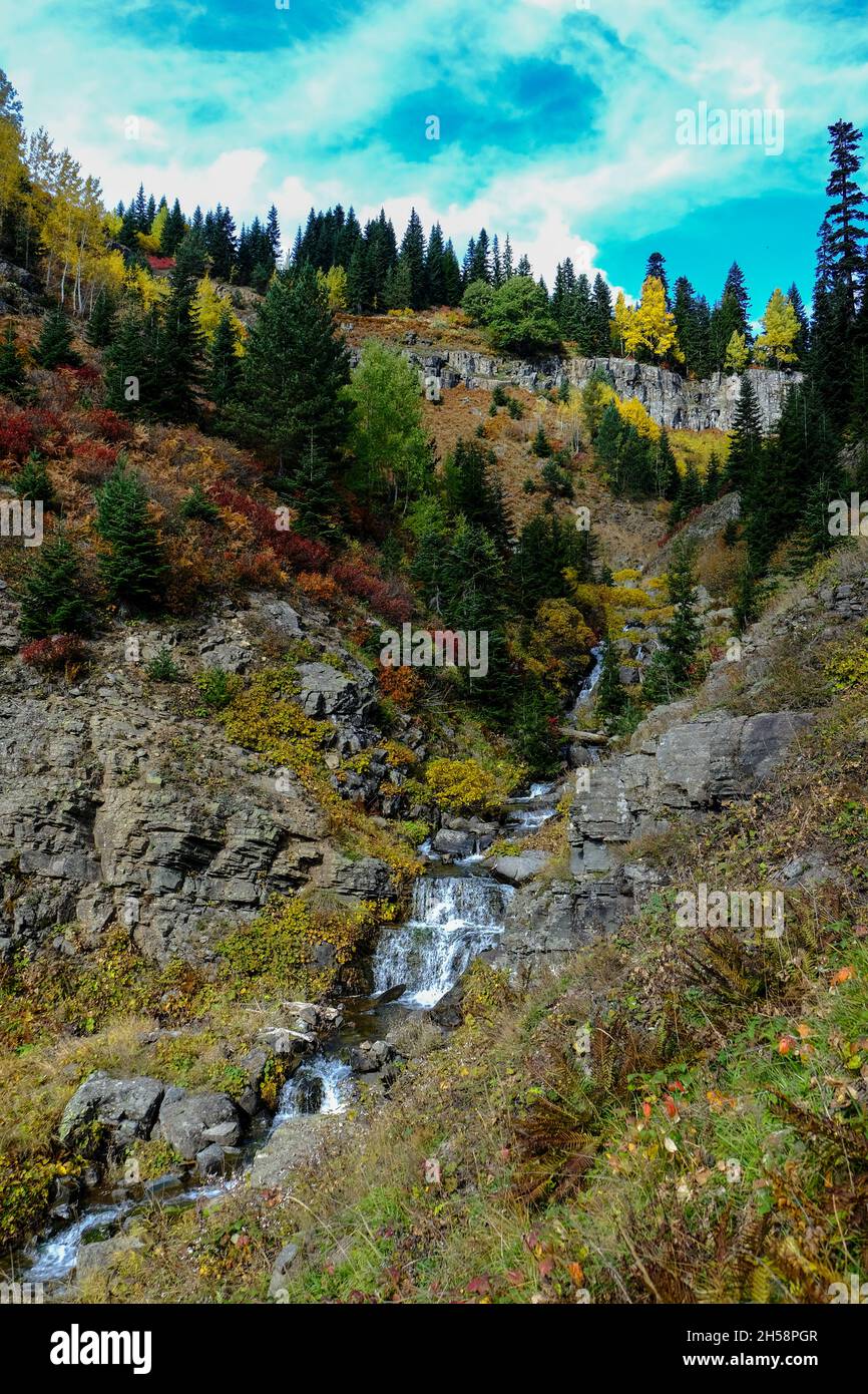 Le bellezze naturali della provincia di Artvin offrono una vista meravigliosa ai suoi visitatori in autunno. Foto Stock