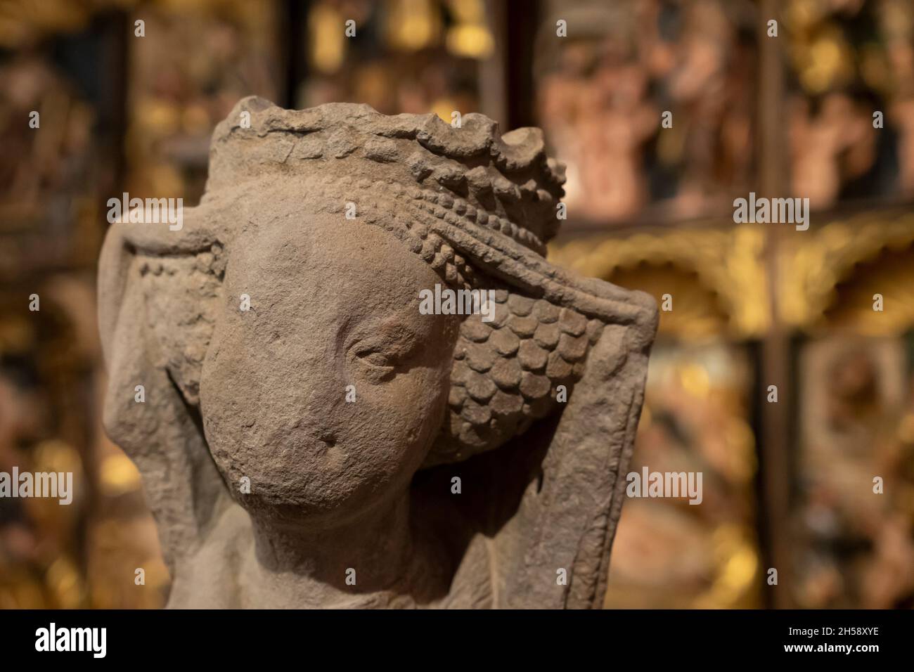 Statua della Regina Blanca i de Navarra nel Museo Comarcal de Arte Sacro, Peñafiel, Spagna. Foto Stock