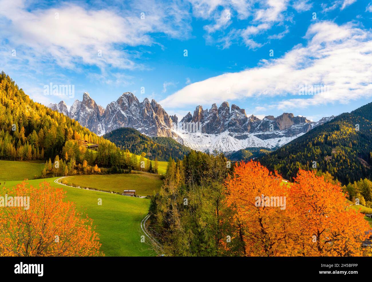 Villnoess, Val di Funes, scenari autunnali, Trentino, Italia Foto Stock