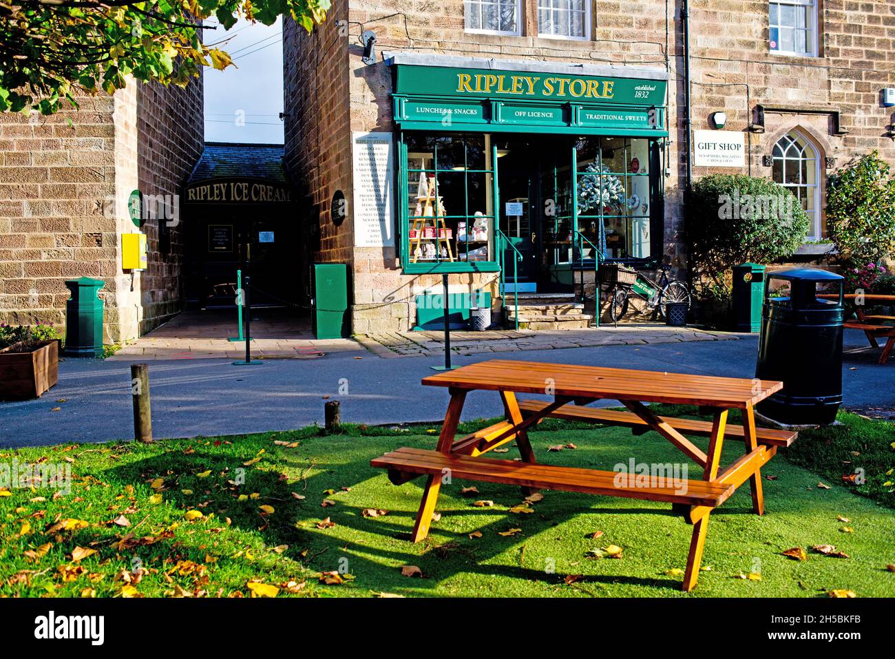 Ripley Store, Ripley, Yorkshire, Inghilterra Foto Stock