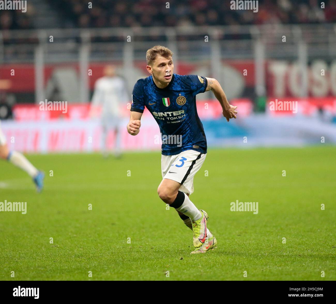 Milano, 07 novembre 2021 Nicolo Barella (FC Internazionale) durante la Serie Italiana Una partita di calcio tra AC Milan e FC Internazionale su Novemb Foto Stock