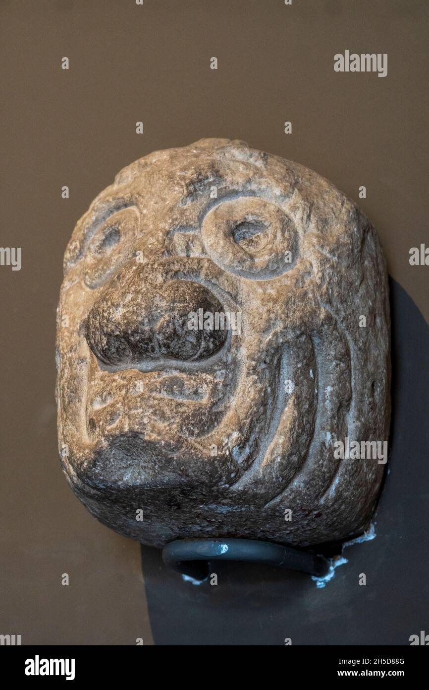 Chavin inchiodato testa cultura Chavín 900 BC-200 BC Perú Foto Stock