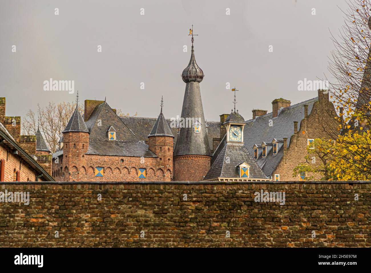 Il Castello di Doorwerth ospita tre musei. Doorwerth, Paesi Bassi Foto Stock