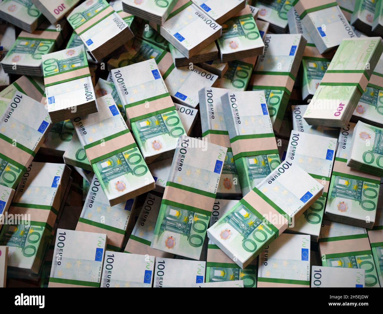 Rendering 3D di pile di 100 Euro becco wads girato dall'alto Foto Stock
