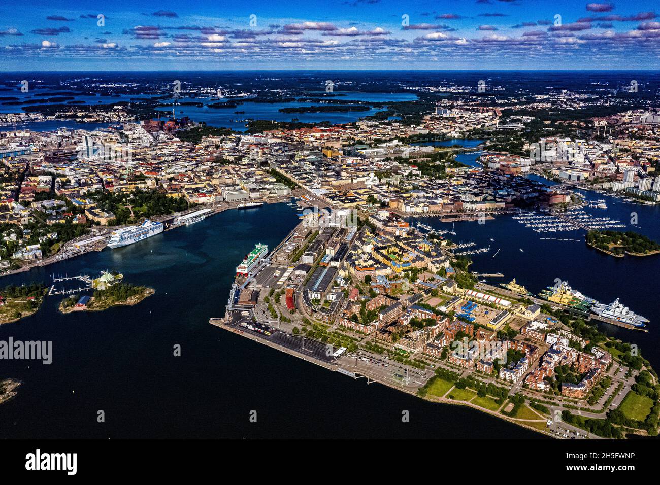 Helsinki in Finnland aus der Luft | Vista aerea di Helsinki in Finlandia Foto Stock