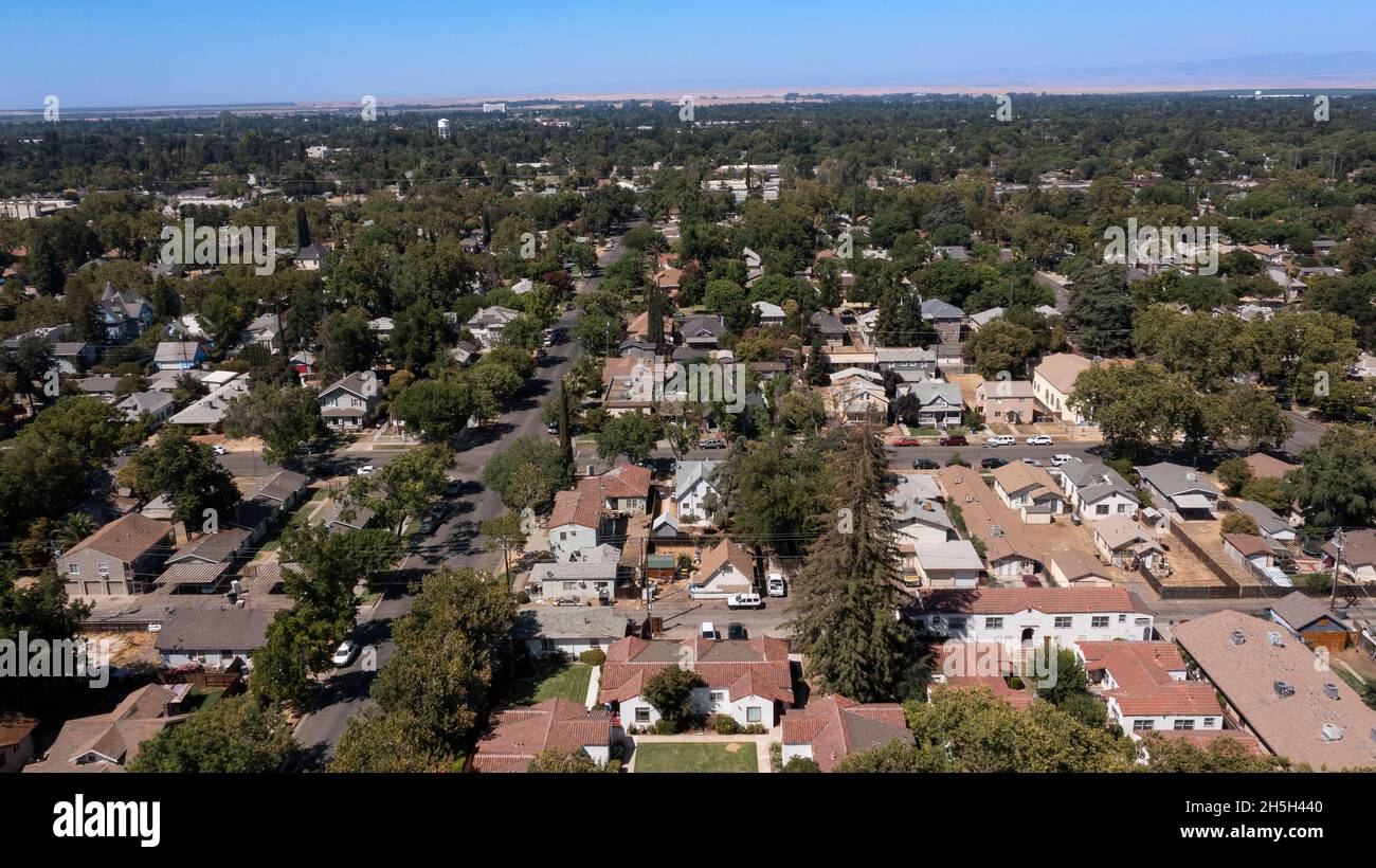 Vista aerea di un quartiere di Merced, California, Stati Uniti. Foto Stock