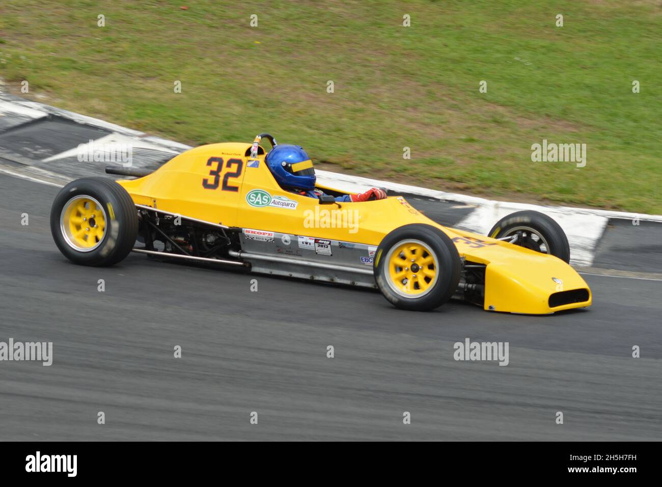 Storico e scrittore di automobilismo, Michael Clark, 1978 Crossle 32F Formula Ford a Hampton Downs NZ 13 dicembre 2020. Foto Stock