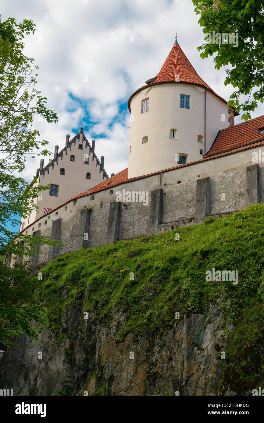 26 maggio 2019 Fussen, Germania - Alto Castello di Füssen. Cielo nuvoloso di primavera Foto Stock