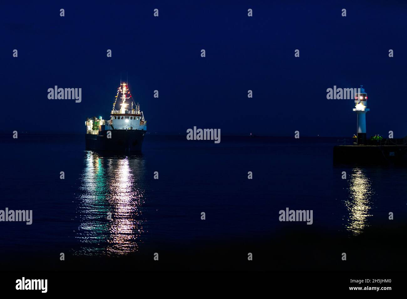 Generale nave da carico il Gry Maritha appena fuori dal porto di Penzance. Cornovaglia. Foto Stock