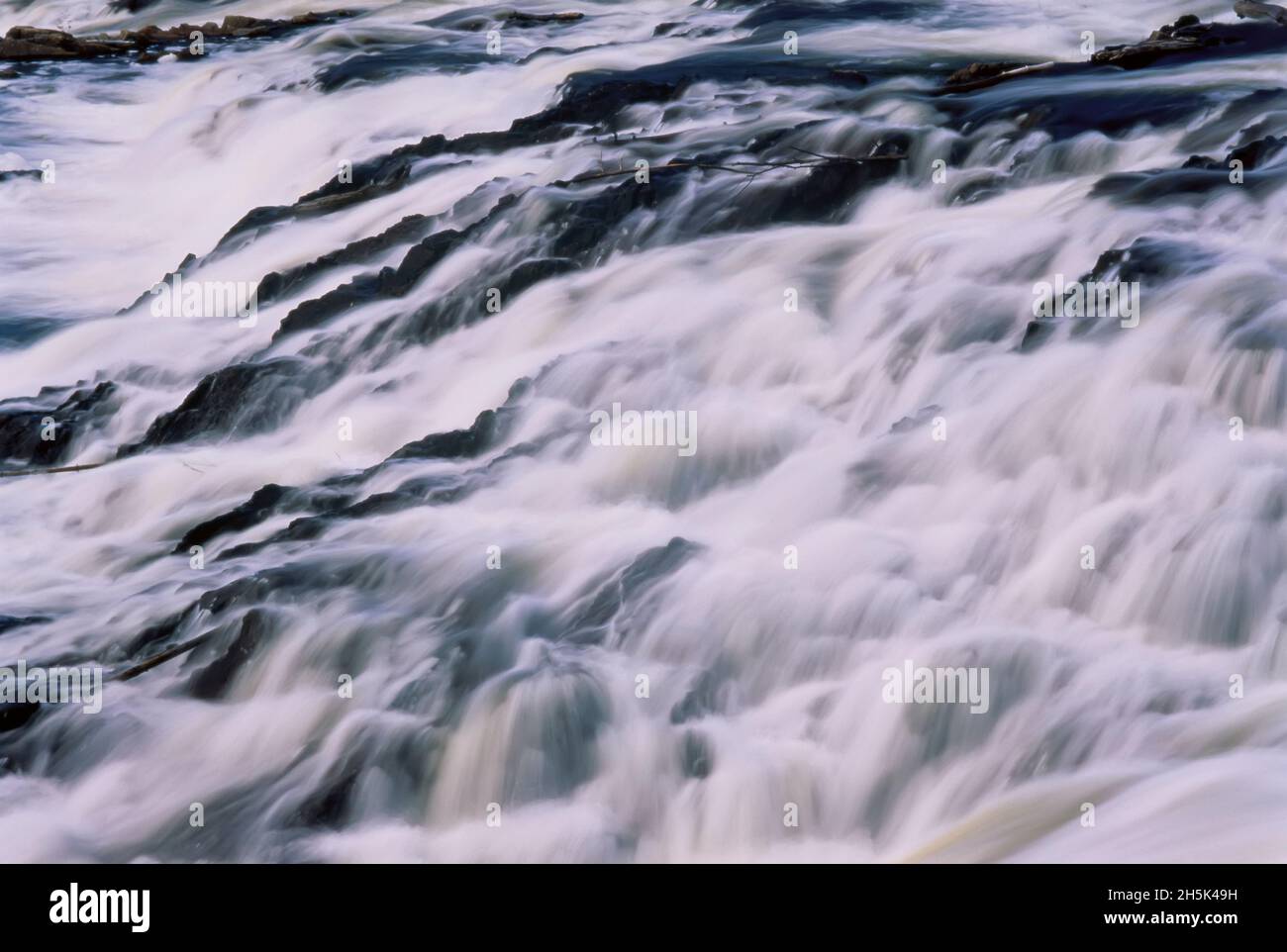 Alte cascate, vicino Wawa Lago Superior, Ontario, Canada Foto Stock