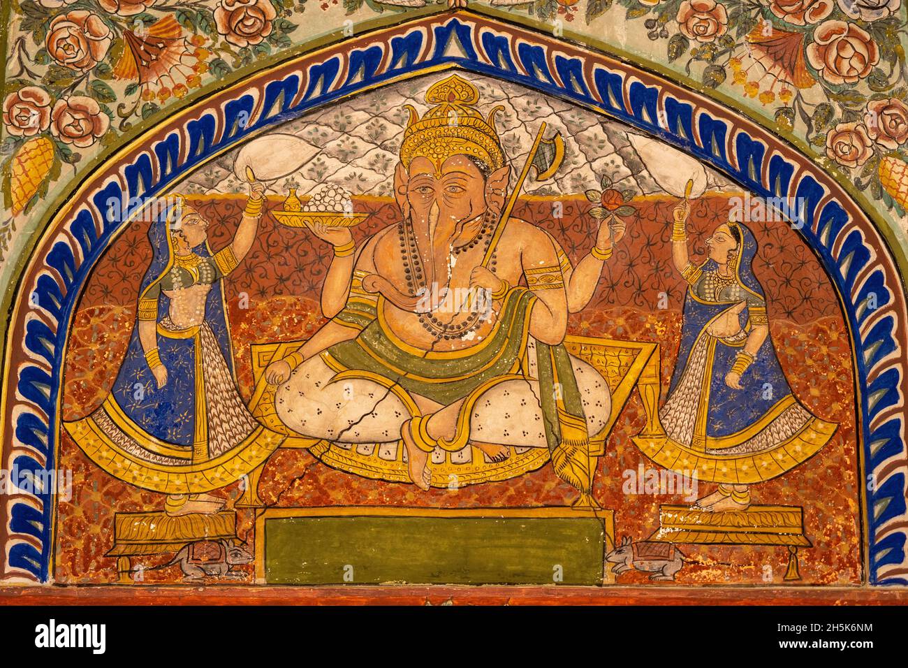 Affresco della divinità Signore Ganesh, l'elefante diretto Dio, in un alcova di un Haveli dipinto; Nawalgarh, Shekawati, Rajasthan, India Foto Stock