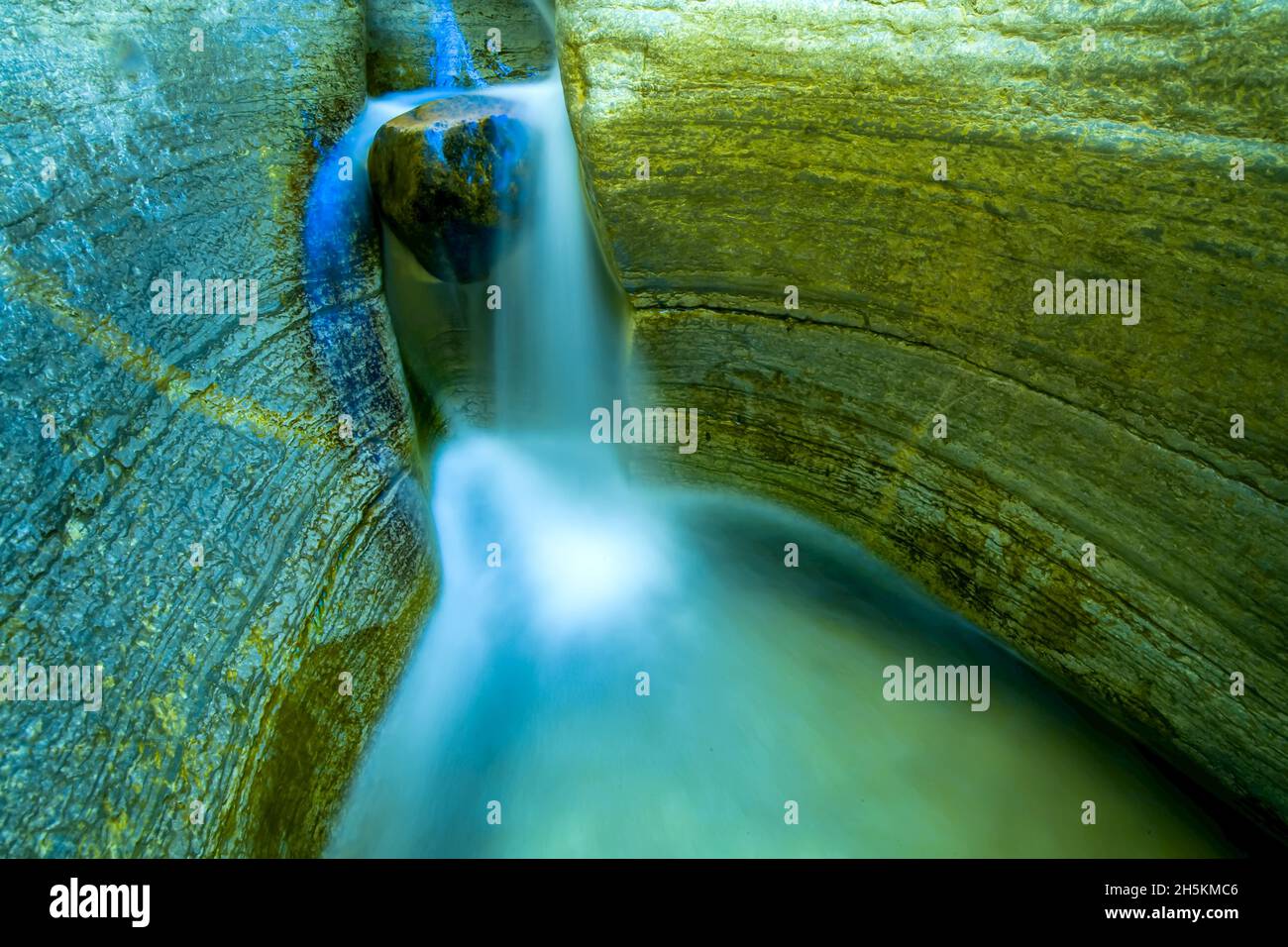 Cascata e rocce scolpite, Canyon Matkatamiba, Grand Canyon. Foto Stock
