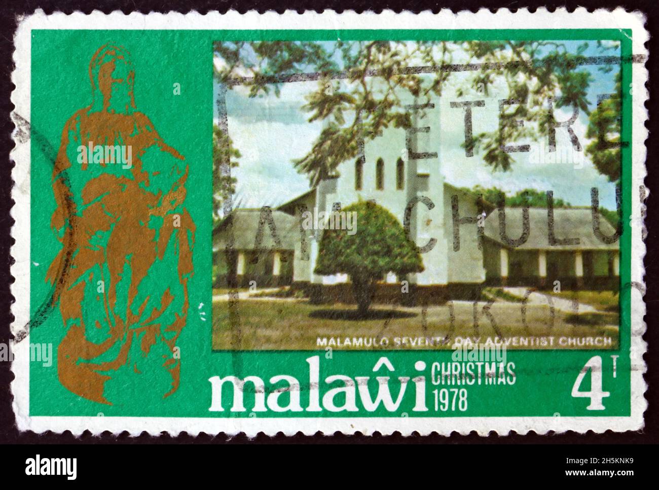 MALAWI - CIRCA 1978: Un francobollo stampato in Malawi mostra Vergine e Bambino, e Malamulo 7 ° giorno Chiesa avventista, Natale, circa 1978 Foto Stock