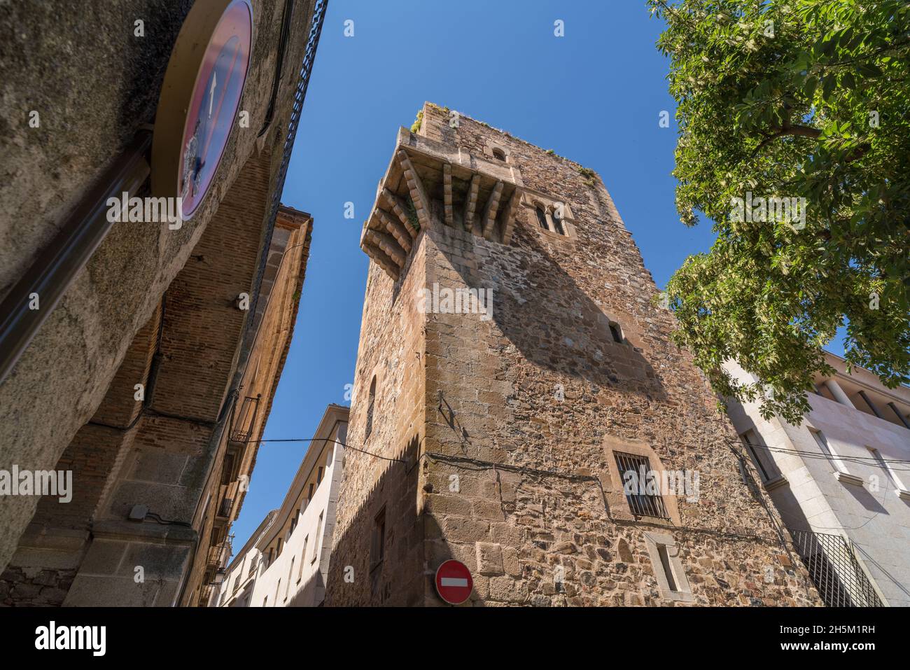 Espaderos torre, situato nella città monumentale di Caceres, Extremadura Foto Stock