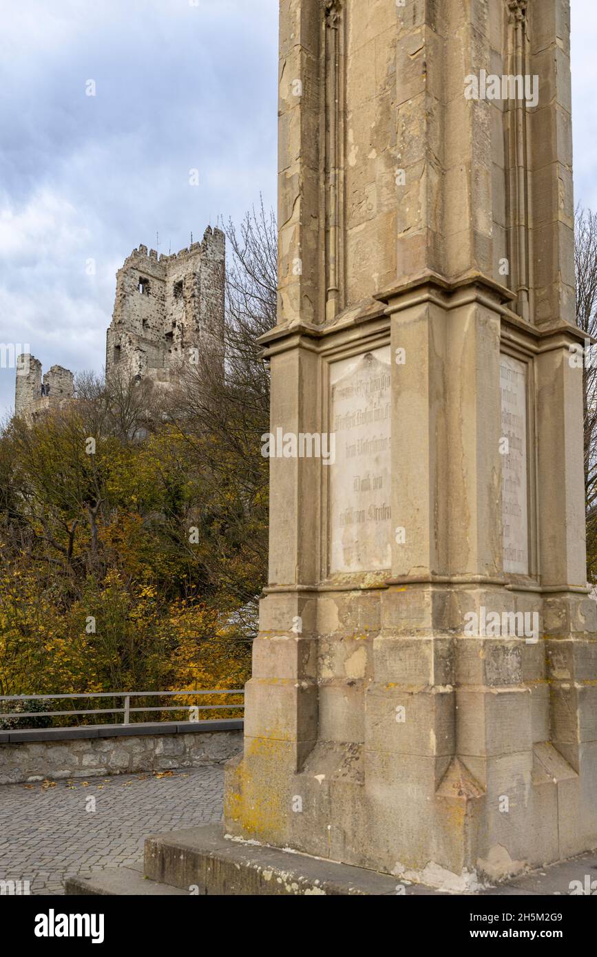 Drachenfels castello rovine in brutto clima autunnale Foto Stock