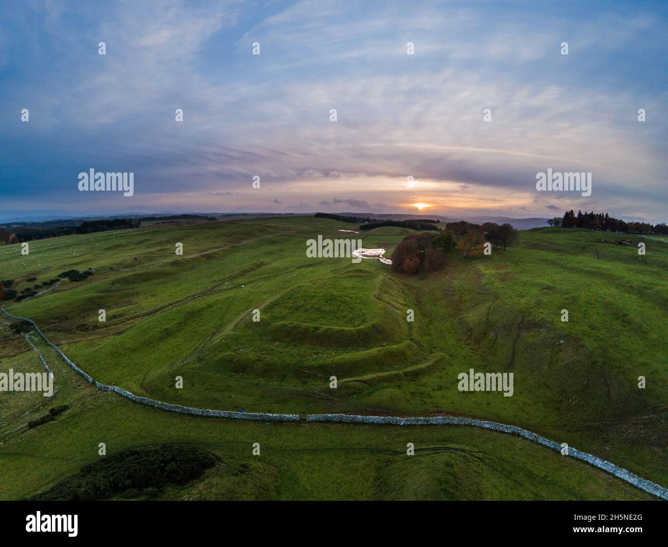 Bell Hill un forte collinare ai confini scozzesi vicino a Selkirk, Scozia, Regno Unito Foto Stock