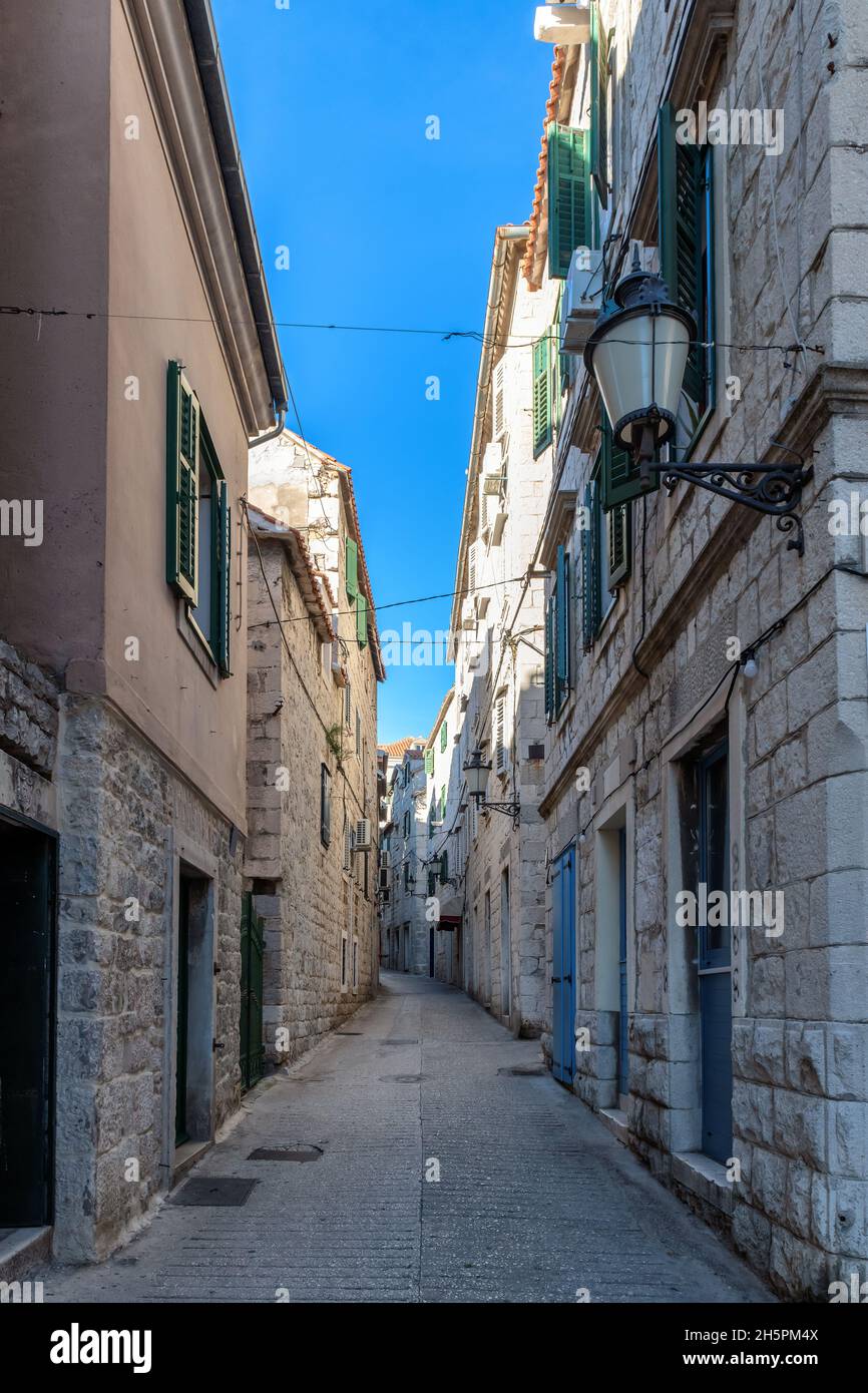 Vecchia strada accogliente nel centro storico di Spalato, Dalmazia, Croazia Foto Stock