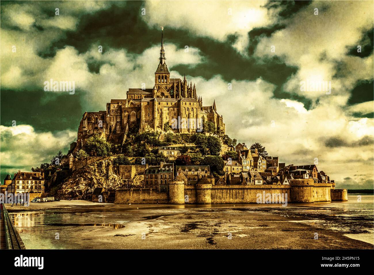 Vista pittoresca al Mont Saint Michel. Le Mont Saint Michel isola, uno dei siti storici più visitati in Francia. Foto vecchio stile. Foto Stock