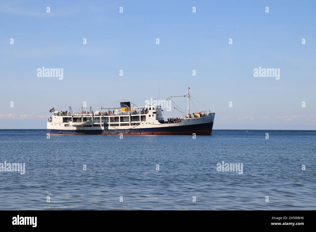 MV Ilala Ferry opera sul Lago Malawi Foto Stock