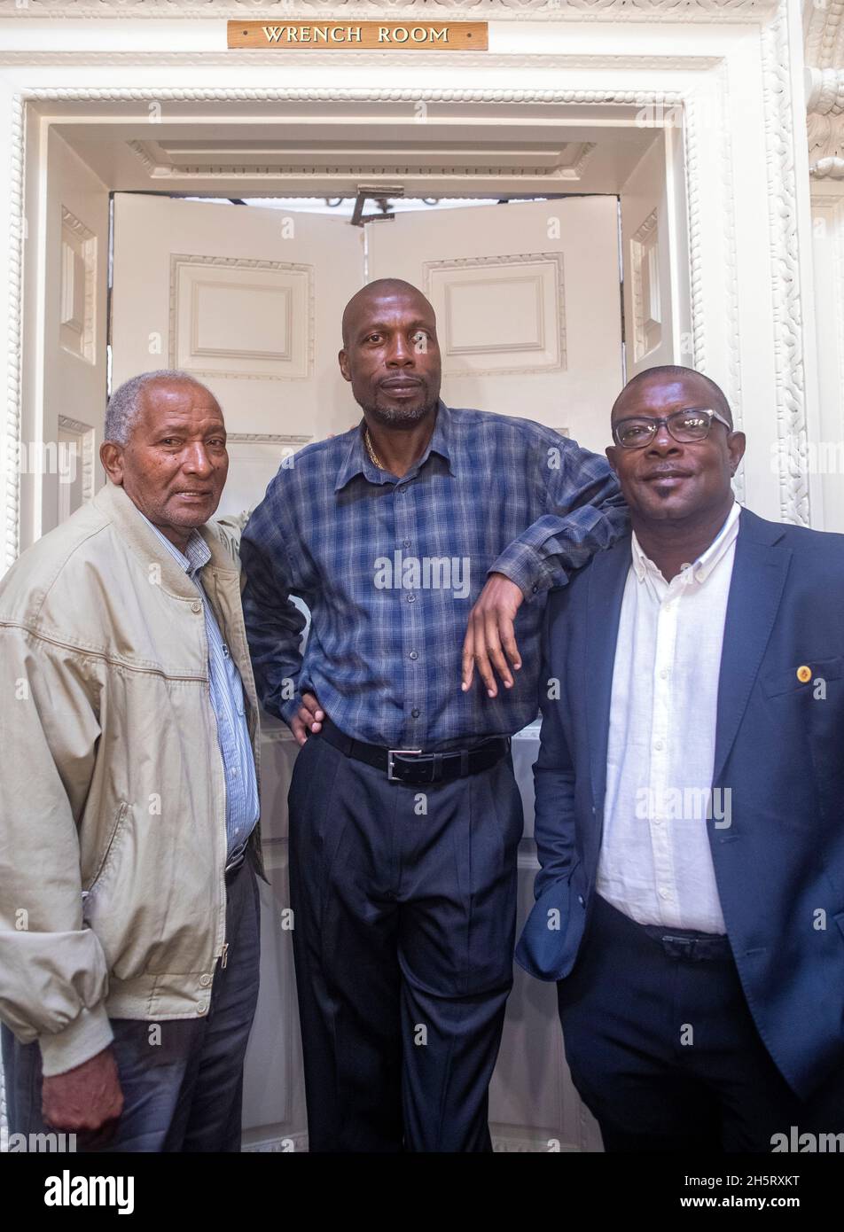 pic mostra: Tre grandi e cavalieri d'Antigua dell'India occidentale Sir Curtly Ambrose, Sir Richie Richardson e Sir Andy Roberts al Ro Foto Stock