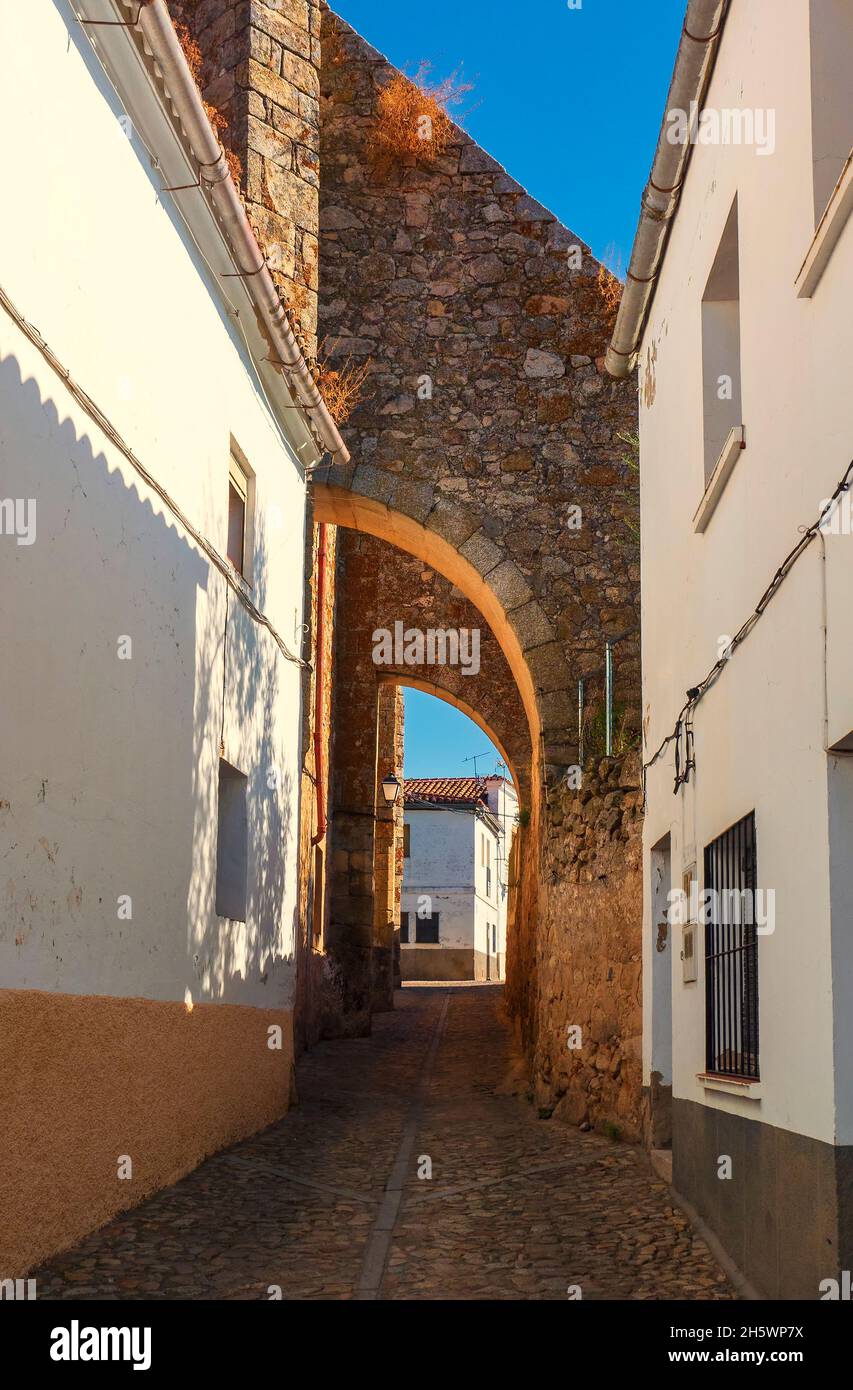 Strette stradine della città estrema di Trujillo Foto Stock