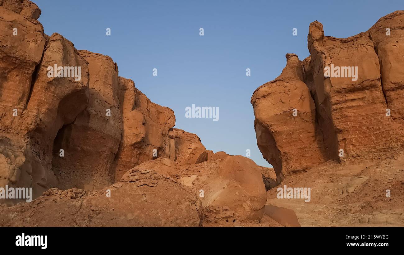 Splendida vista sulle scogliere di Jabal Qara, Hofuf al Hasa, Arabia Saudita Foto Stock