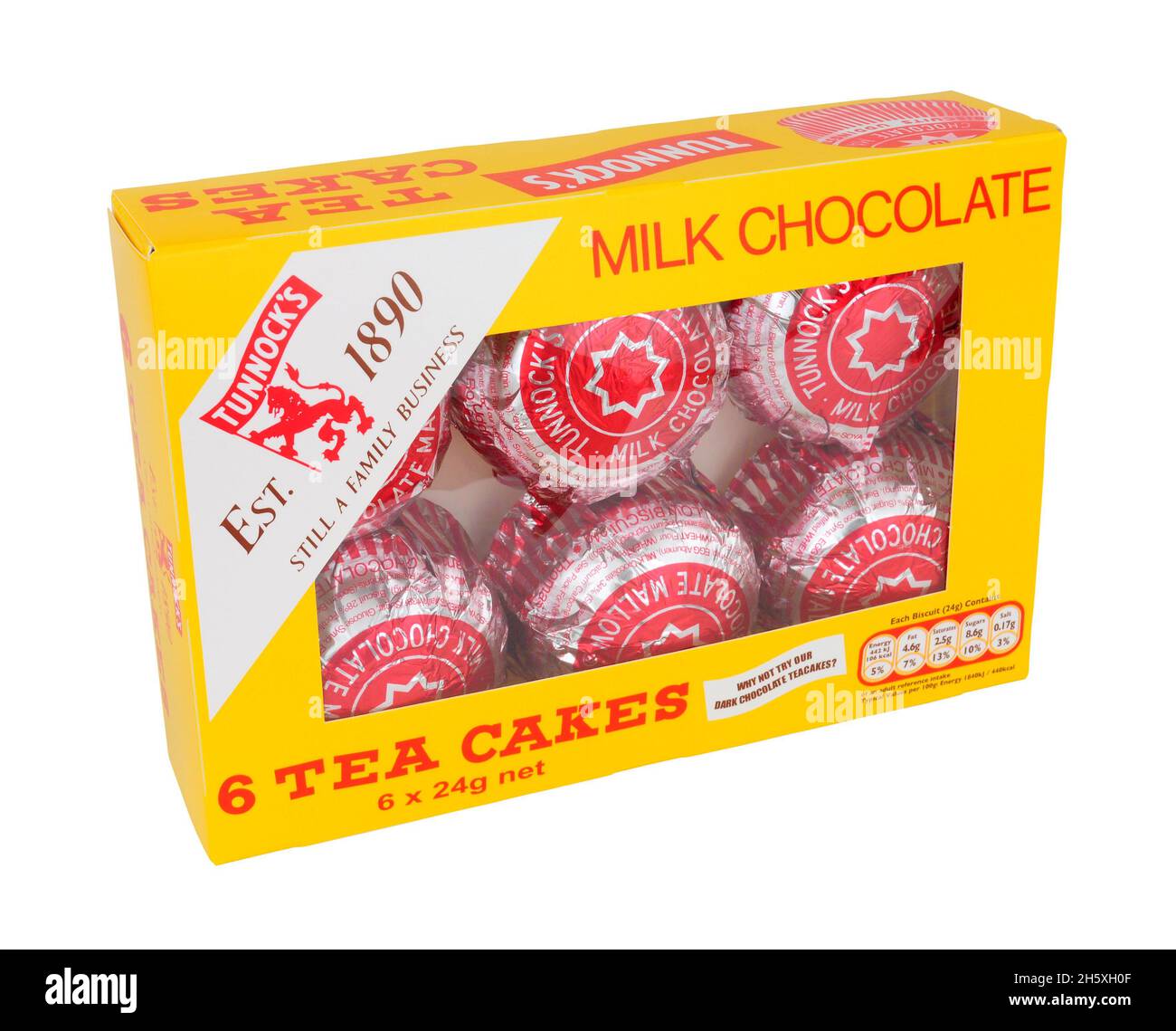 Confezione di 6 torte al tè al cioccolato al latte di Tunnock, deliziosa base di biscotti ricoperta di marshmallow e ricoperta di cioccolato al latte prodotto in Scozia Foto Stock