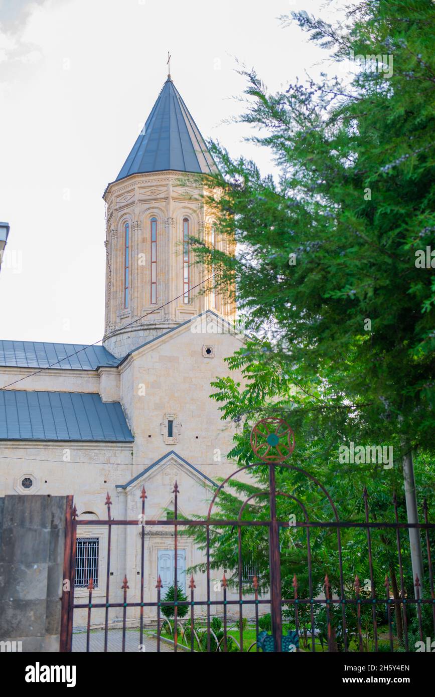 bella chiesa di denuncia in kutaisi in georgia Foto Stock