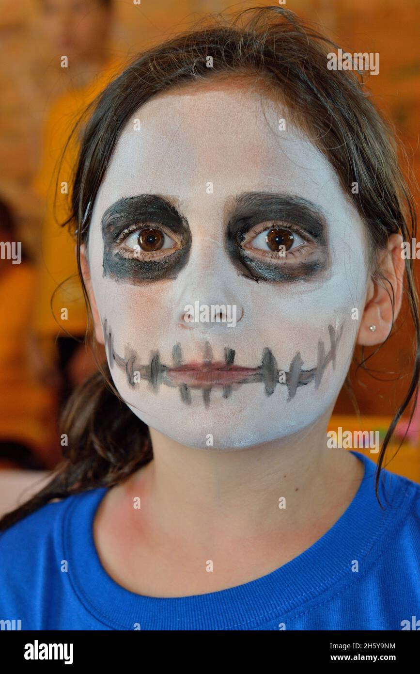Pittura facciale ad un raduno della famiglia, più grande Sudbury, Ontario, Canada Foto Stock