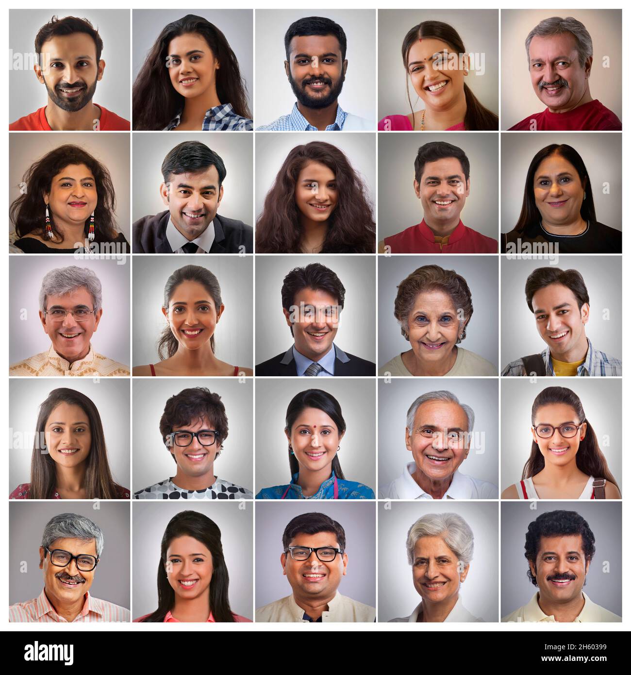 Un collage di volti umani sorridenti di diverse fasce d'età e di diversa etnia. Foto Stock