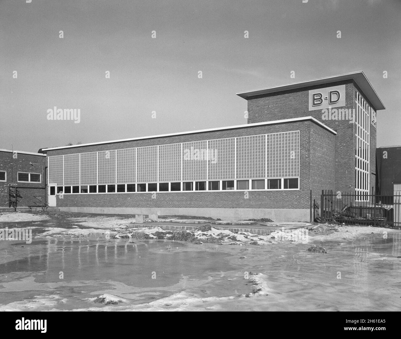 Becton Dickinson & Co., Rutherford, New Jersey; 1951 Foto Stock