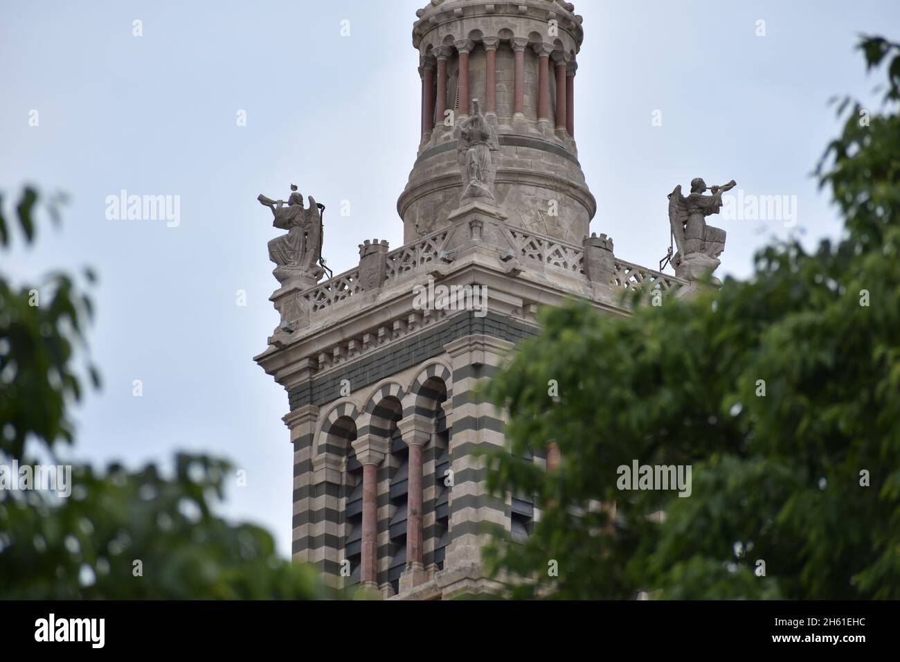 A piedi attraverso Marsiglia in Francia Foto Stock