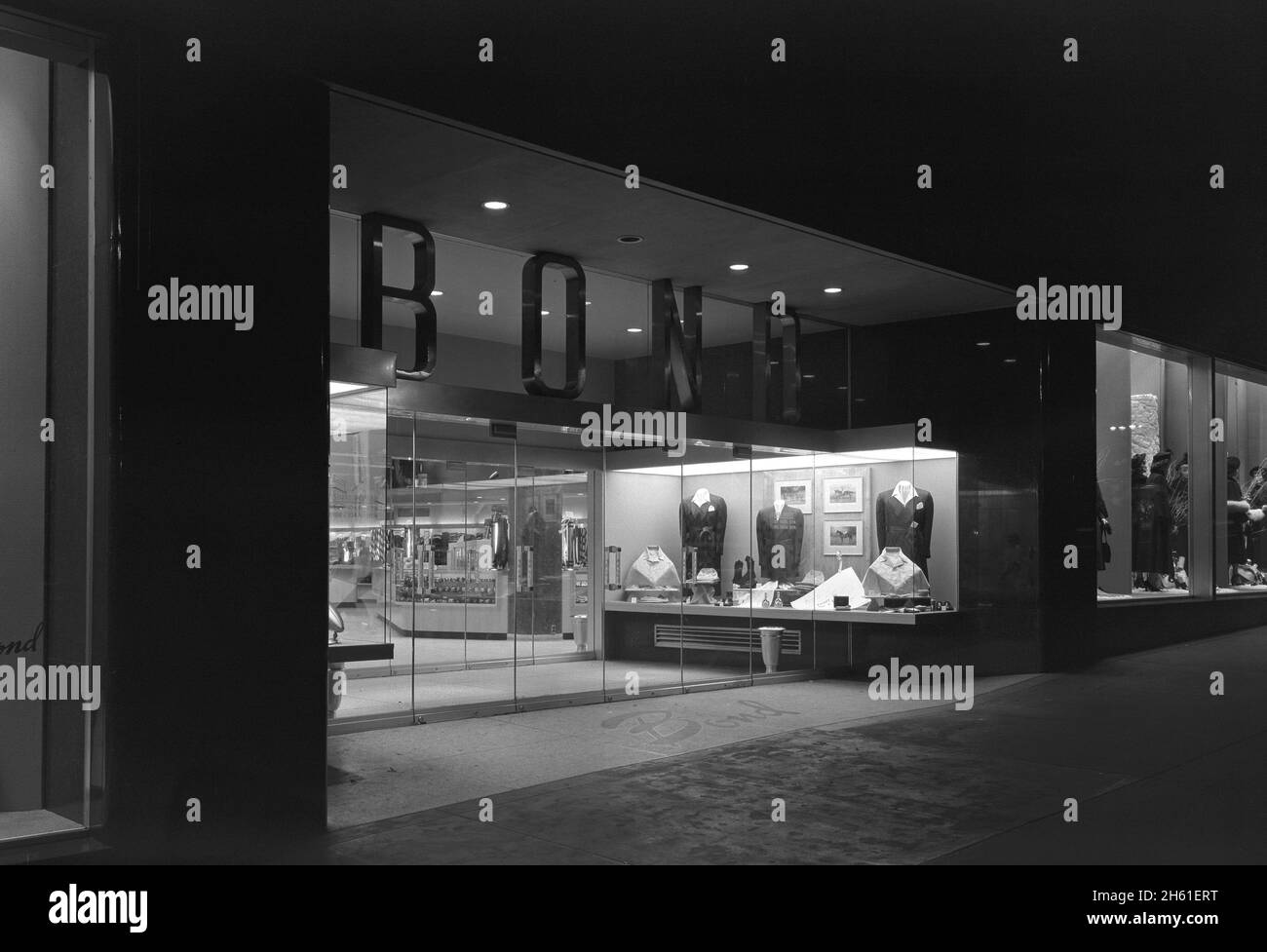 Bond's, business presso 5th Ave. E 35th St., New York City; 1948 Foto Stock