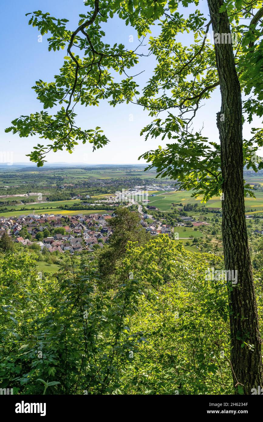 europa,germania,baden-wuerttemberg,regione di schönbuch,herrenberg,vista dal punto panoramico di kaiserwirt su schönbuchtrauf fino a mönchberg e ammertal Foto Stock