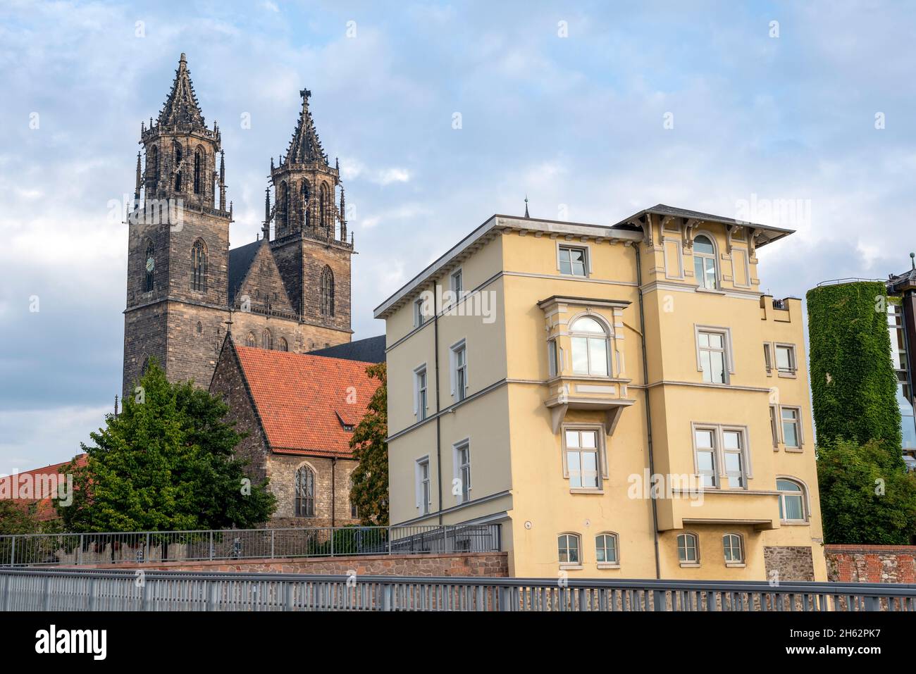 germania,sassonia-anhalt,magdeburg,vista della cattedrale di magdeburg Foto Stock