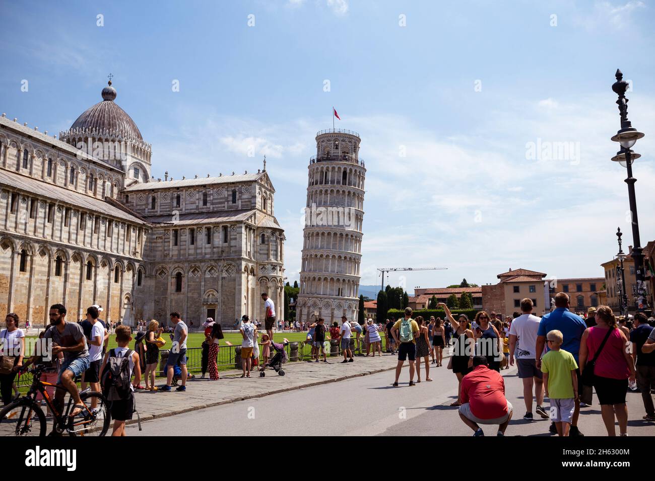 la torre principale di pisa nella piazza dei miracoli (piazza dei miracoli) in toscana Foto Stock