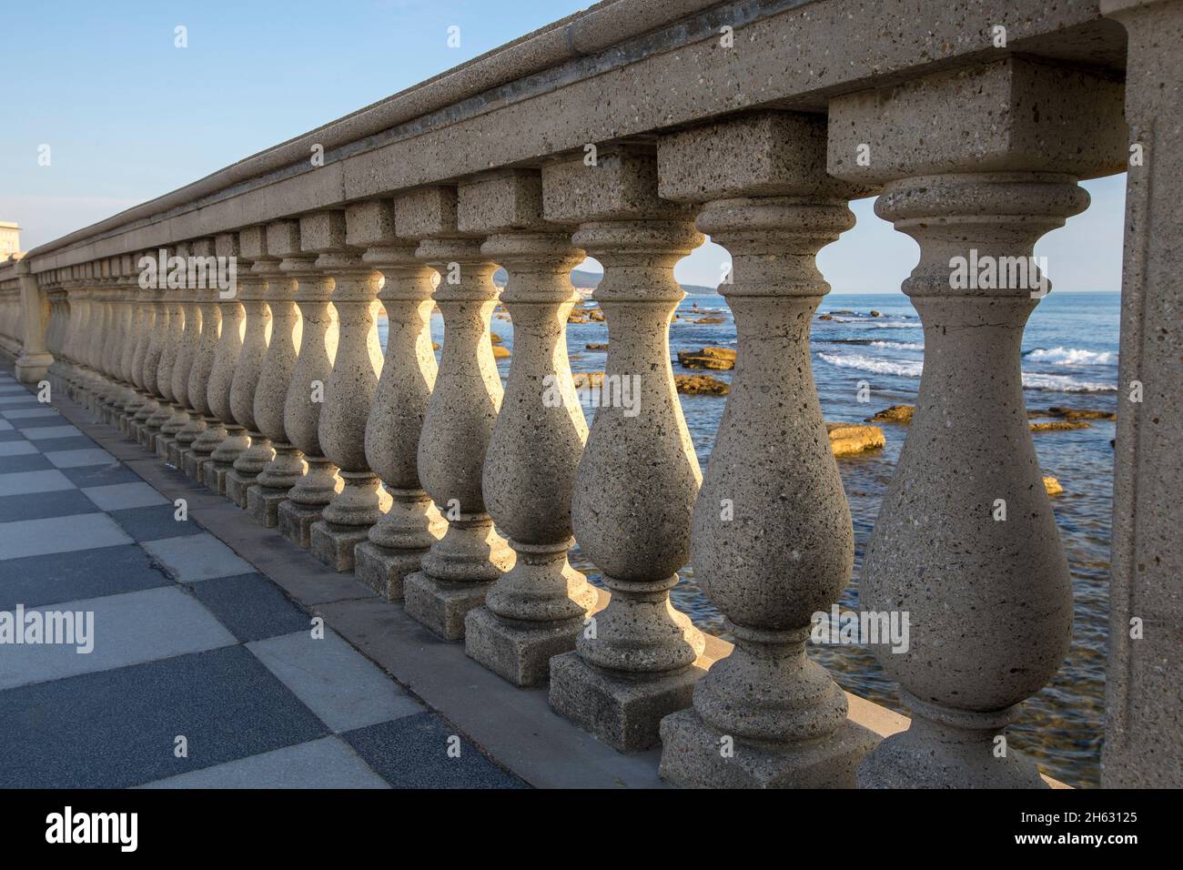 colonne di terrazza mascagni a livorno,toscana,italia Foto Stock