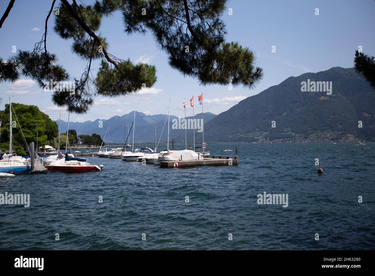 passeggiata lungo locarno sulle rive del lago maggiore locarno,canton ticino,svizzera Foto Stock