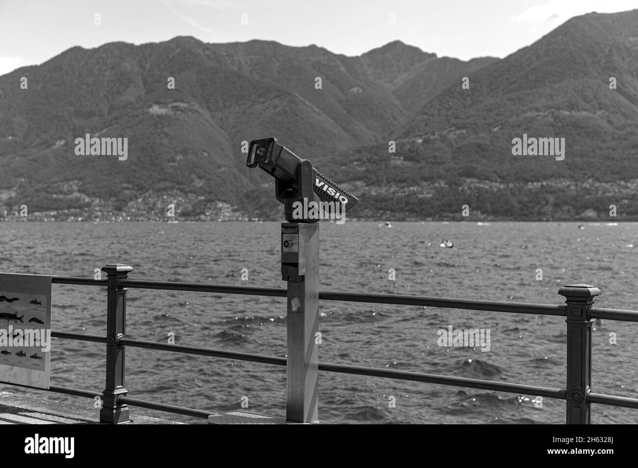 passeggiata lungo locarno sulle rive del lago maggiore locarno,canton ticino,svizzera Foto Stock
