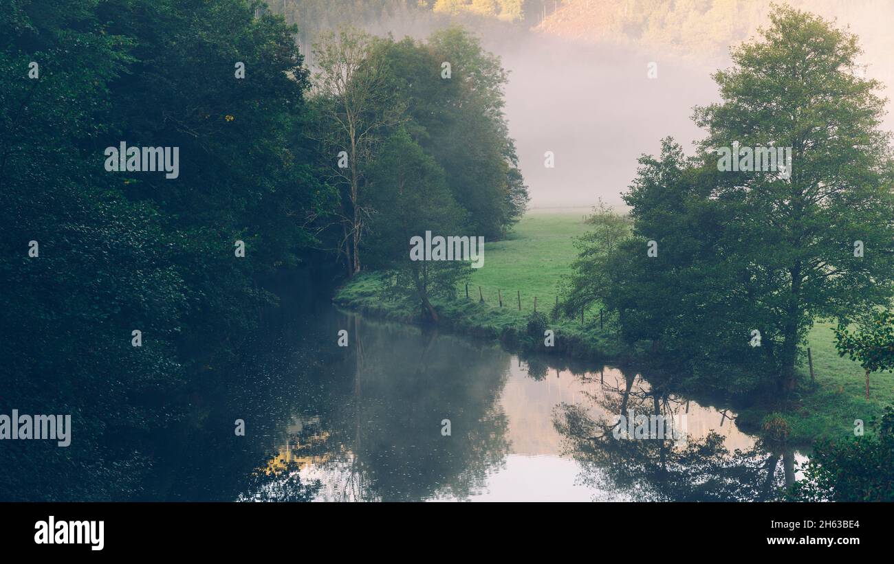 mattina umore sopra il rursee Foto Stock