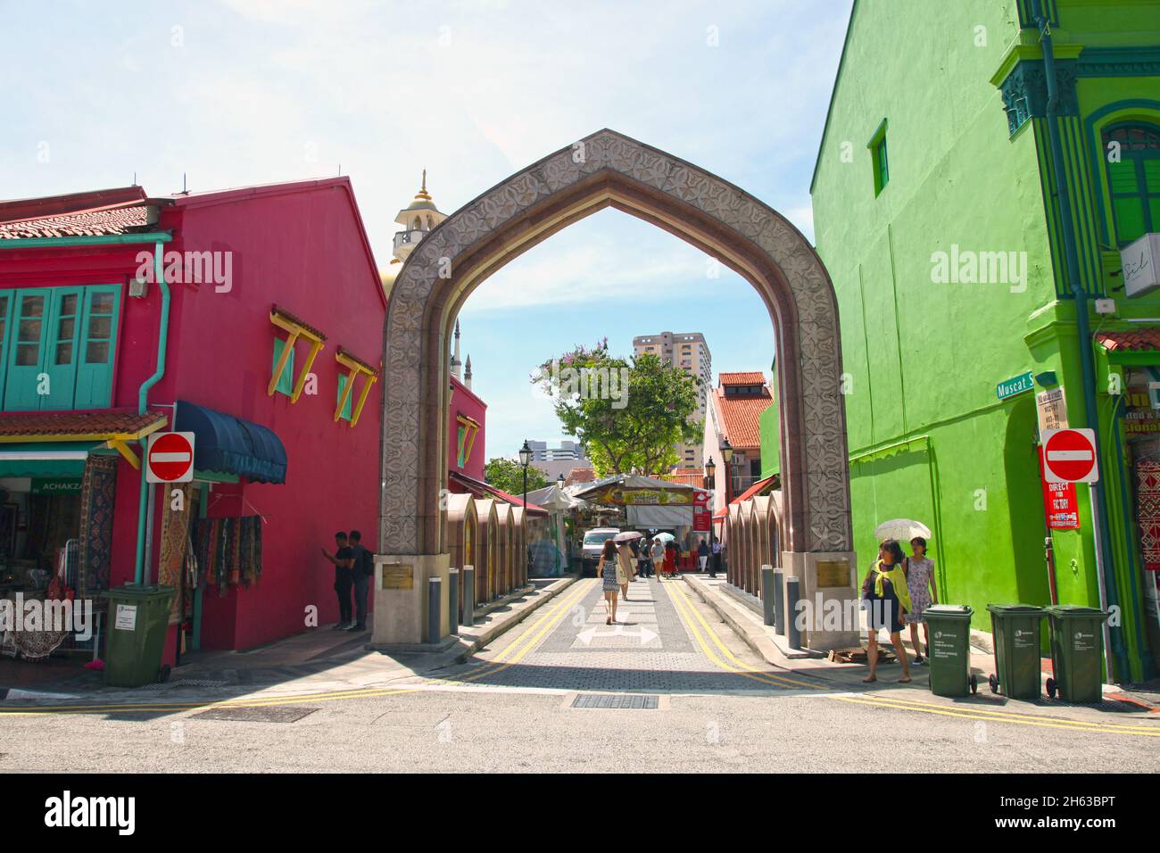 Muscst Street vicino all'incrocio con Arab Street nel quartiere Kampong Glam di Singapore Foto Stock